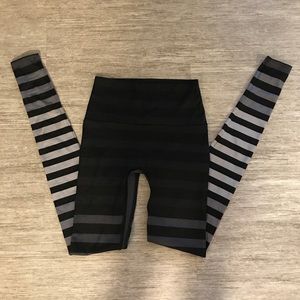 k-deer Jody Stripe Leggings!